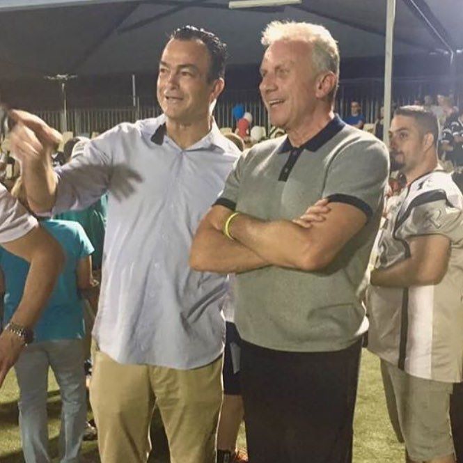 Yep. Joe Montana in Orley.  #JoeMontana #JoeCool ift.tt/2sPBfKY