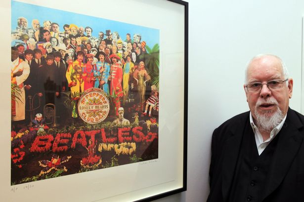 Happy birthday Peter Blake
With the Sgt. Pepper\s cover he designed for The Beatles in 1967
Photo: Peter Cardy 
