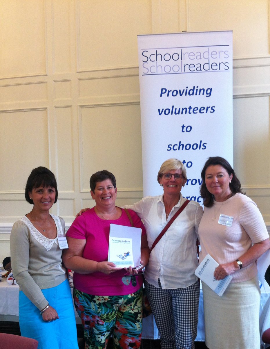 Good to meet with #school leaders at #Luton inspiring #reading with #Schoolreaders #volunteers