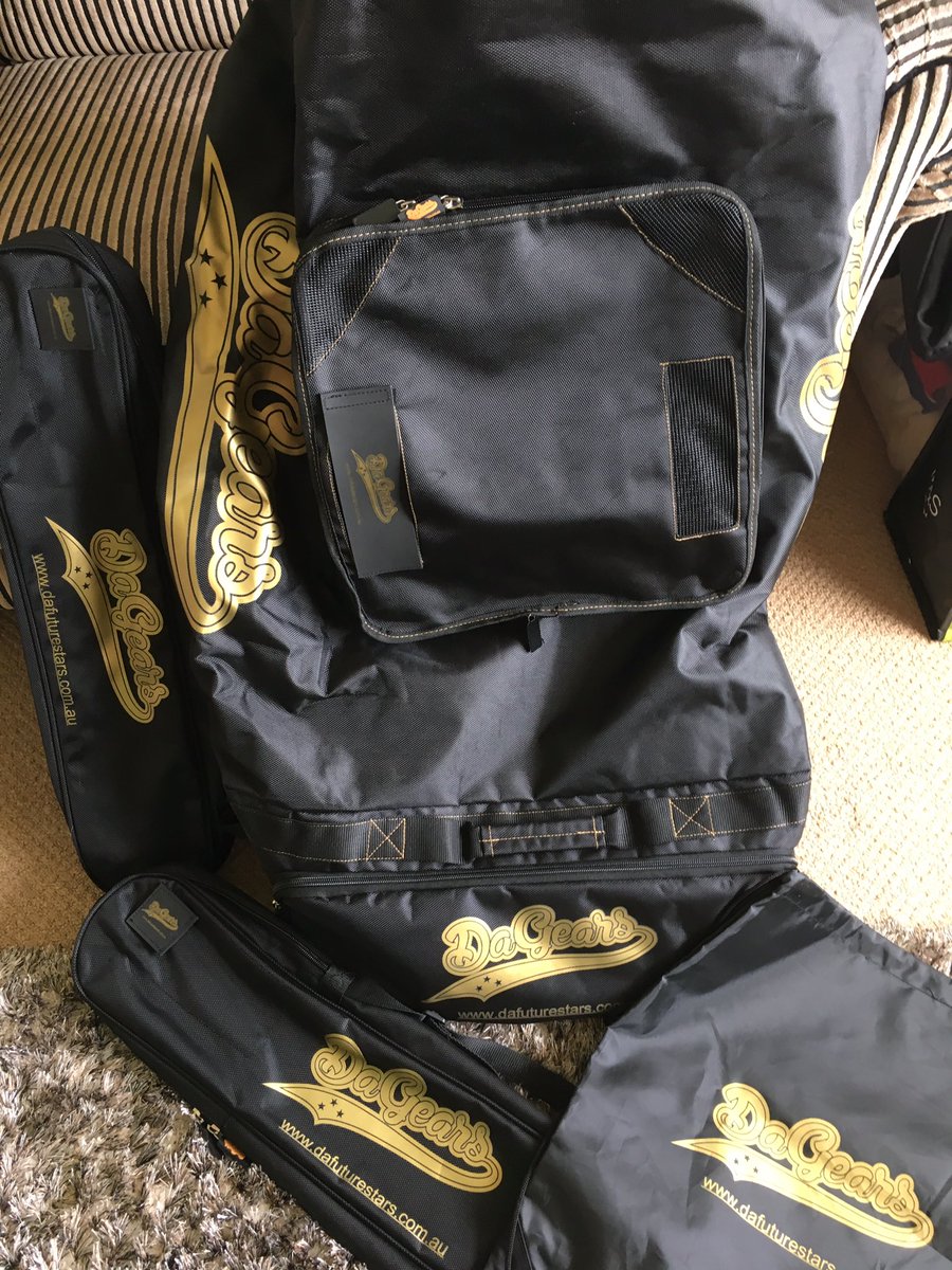 RyanSidebottom's tweet photo. If ya love your Cricket Gears πππ Take a look RT https://t.co/AuUgr5GofU Thanks David Alleyne #Gears #DaGears https://t.co/uZw4hVJr7I