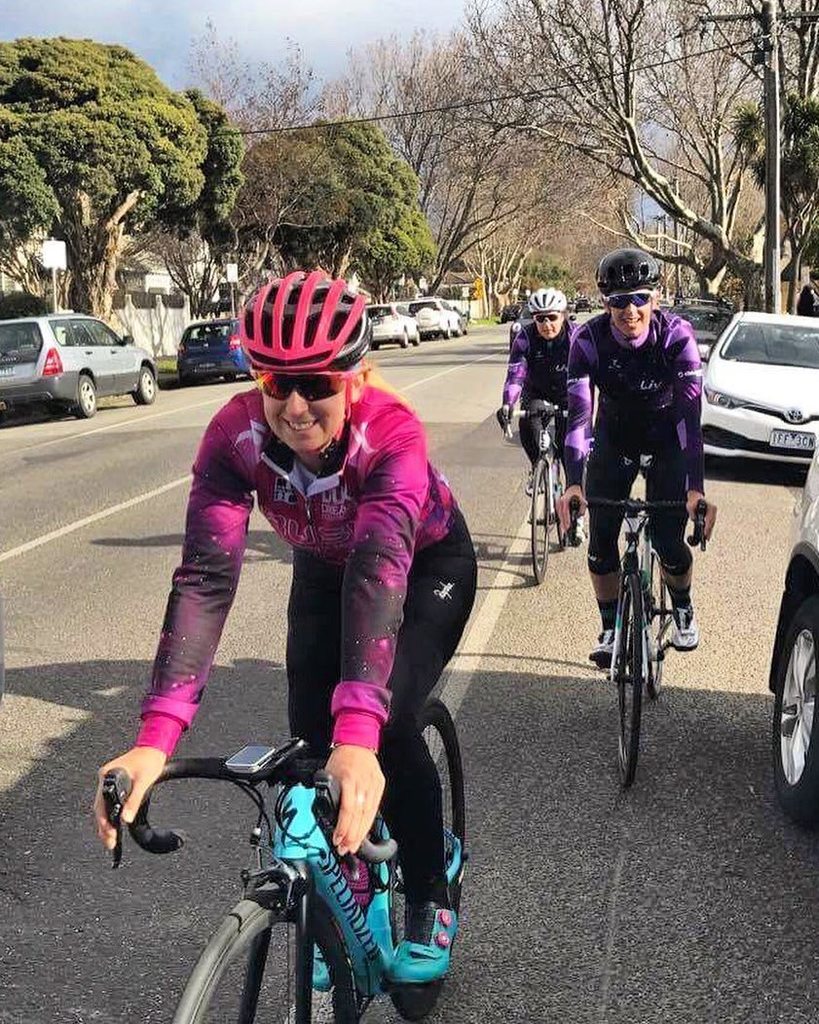 Happiness is ☝🏼☝🏼
#livethelifeyoulove #sundayfunday 📸 <a href="/suz/">Leo</a>.la ift.tt/2rPUmTK