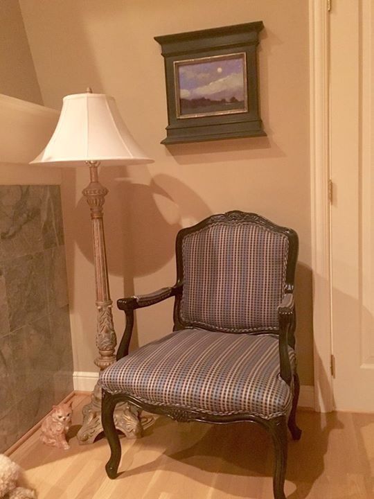 StrockWasson's tweet photo. Super Moon painting in a tabernacle frame by Masterworks Frames is now in its new home.
#americanwomenartists #pastel #ohiopleinairsociety https://t.co/tct5jVS9P3