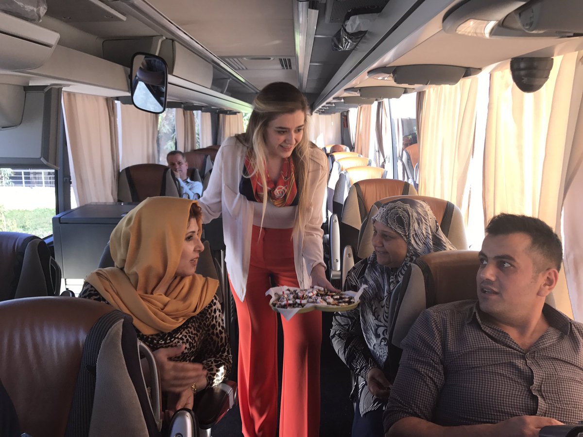 we remezane piroz be eid mubarek