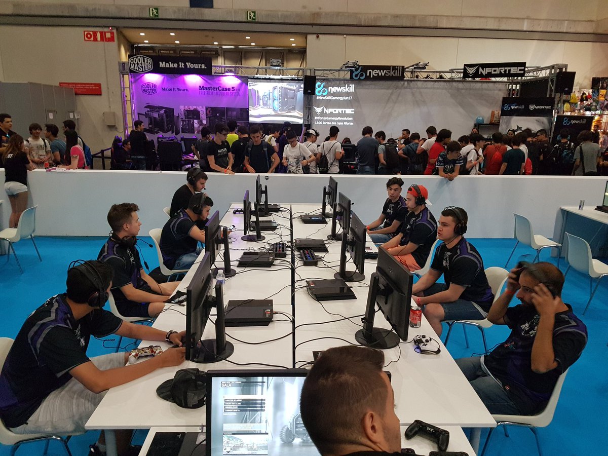 ReactivateTeam's tweet image. Nuestras dos squads, Purple Y White, se enfrentarán en la 3a ronda de la Open de GY. 
¡Os merecéis todo chicos, mucha suerte 😍!