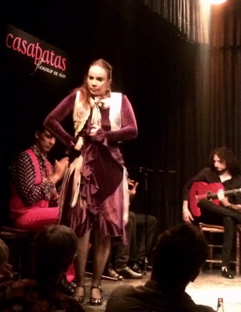 Dancing the evening away with a bit of flamenco! #SJMCStudyAbroad #SJMCBarcelonaMadrid 🇪🇸