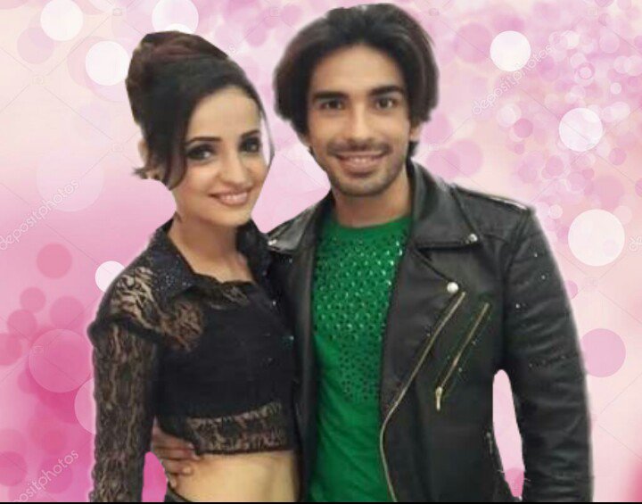fc_kartikaaryan's tweet photo. The most deserving couple is here.Monaya we all are with you and our votes and best wishes are with you.#GoWinMonaya @itsmohitsehgal https://t.co/0XNSF4x0sv