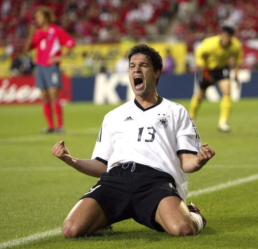 worldcupweblog's tweet photo. Today 15 years ago. Das Ballackspiel. Germany won 1-0 over surprising host Corea #WC2002 A goal and yellow with finalsuspension for Ballack. https://t.co/A5boBA8Pab
