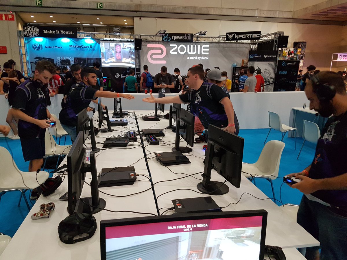 ReactivateTeam's tweet image. Finalmente, se lleva el partido la squad White 😉. Muy orgullosos de de la actuación de la Purple en esta Open también. ¡Enhorabuena a ambos!