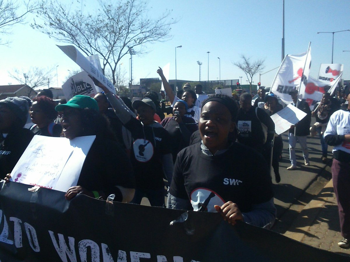SowetoWomen's tweet photo. #KgalemelaLenyatso
#SafeTaxisNow 
#SowetoWomensForum https://t.co/dG6bouRdpA
