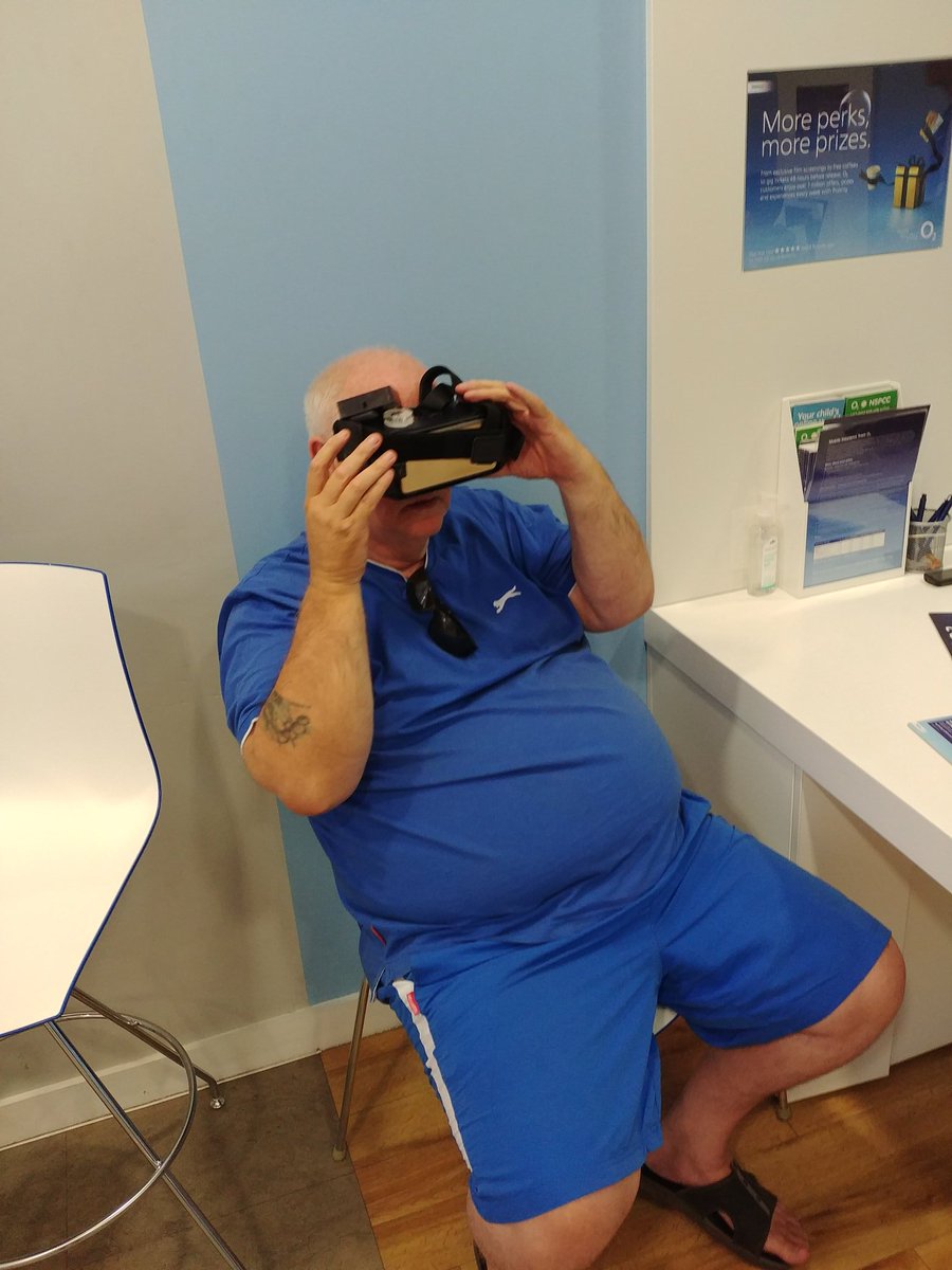 Another happy VR first timer! Pop in yourself and have a go in the <a href="/CrossgatesSC/">Crossgates Shopping</a> <a href="/O2/">O2</a> shop! #TeamO2 #GearVR