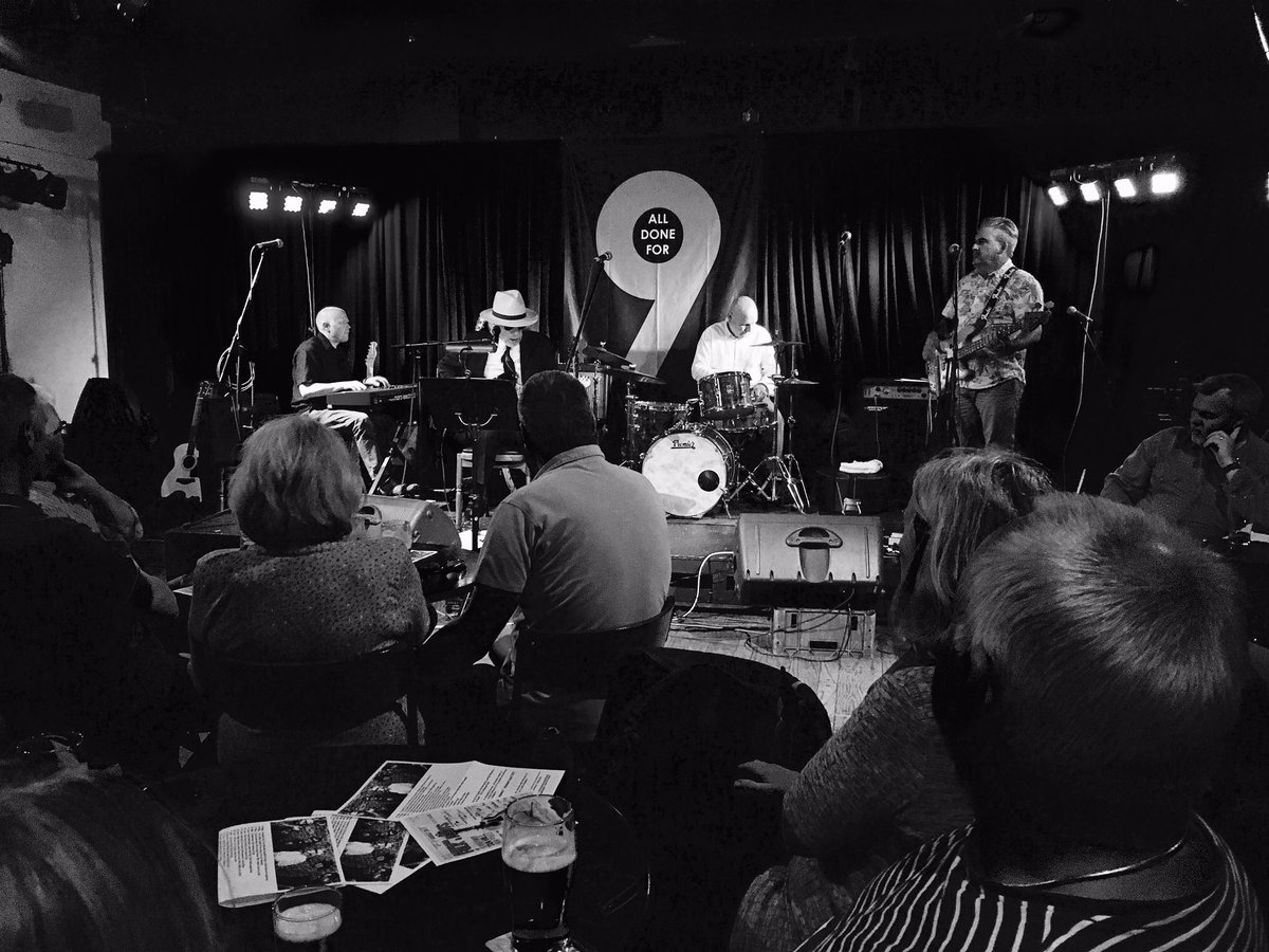 Local musician #CJSmith on stage <a href="/KorksWineBar/">Korks Wine Bar</a> now... come down and support live music #otley <a href="/WoolpackStudios/">WOOLPACK STUDIOS</a>