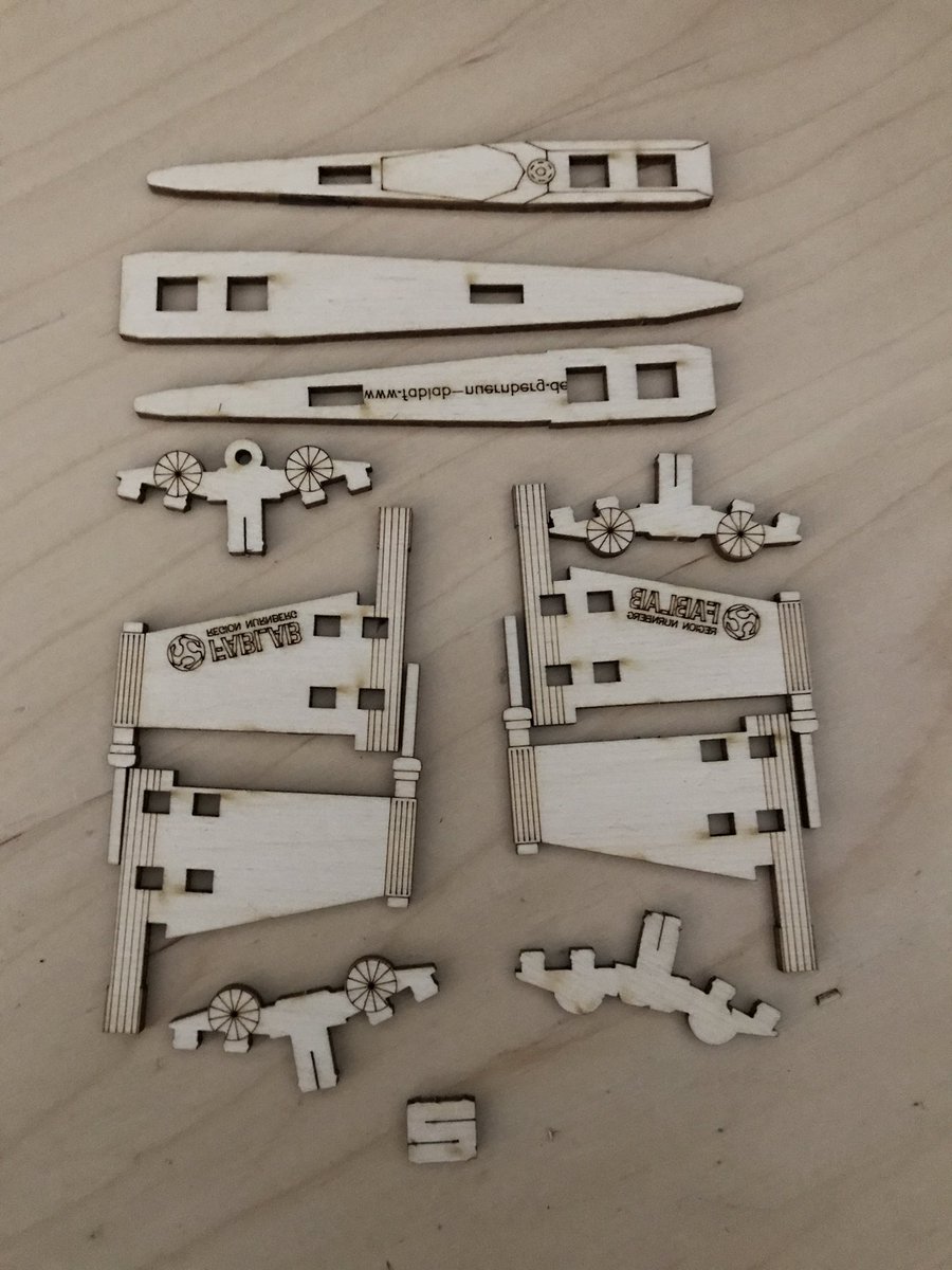 staude's tweet photo. Möge die Macht mit mir sein 😄 #hackmake https://t.co/6rhbWEQMp4