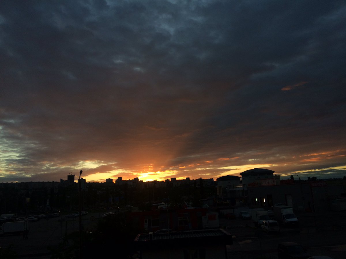 Dimwitye's tweet image. Да что вы знаете о настоящей красоте? 
Б/ф