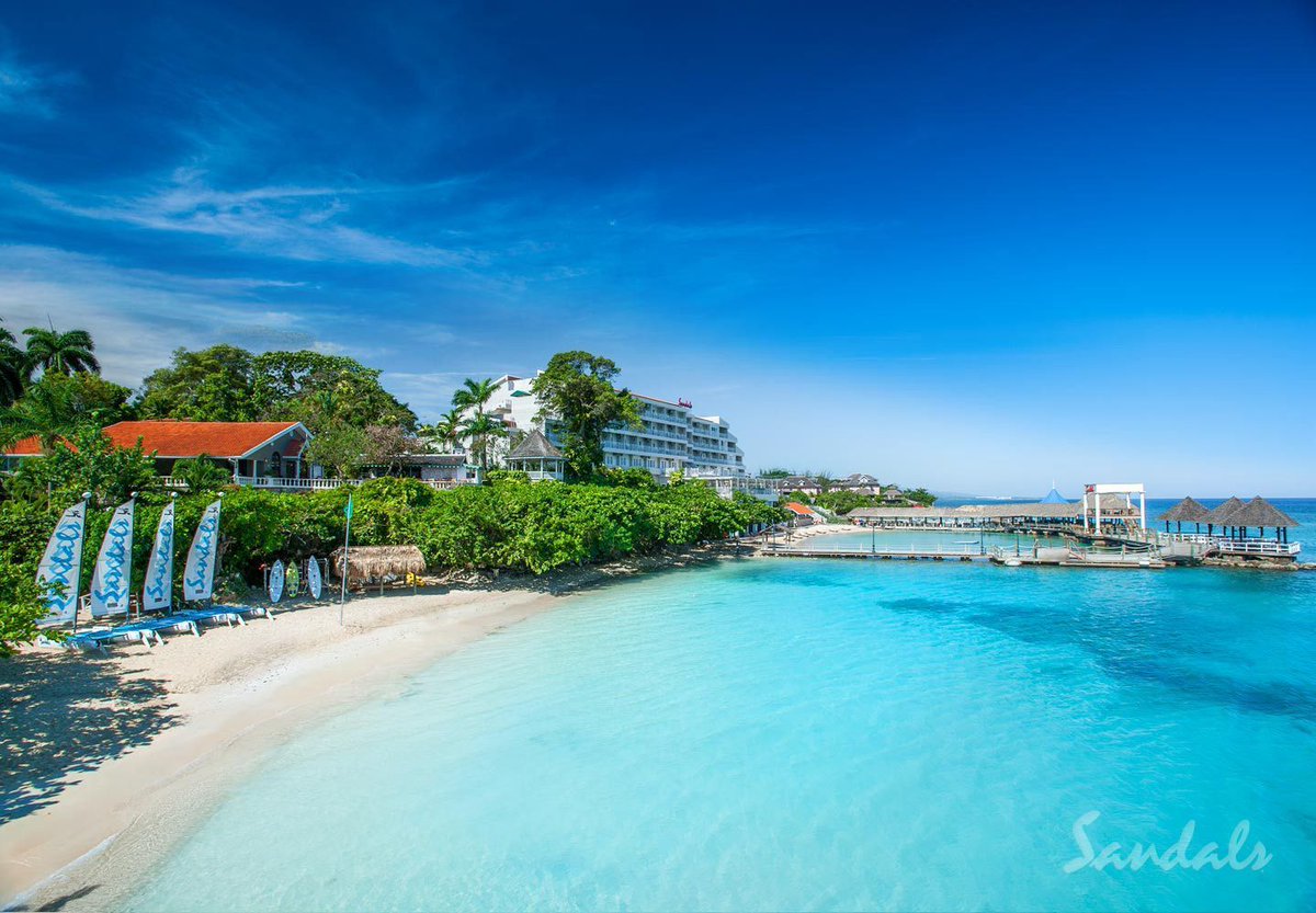 How does a trip to #Jamaica w/ a free night &amp; $185 #spa package included sound? Tweet @ us for @sandalsresorts deals!
