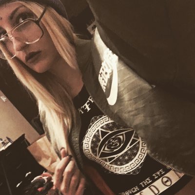 DissociatePrncs's tweet photo. #NewProfilePic https://t.co/aIia355OQy