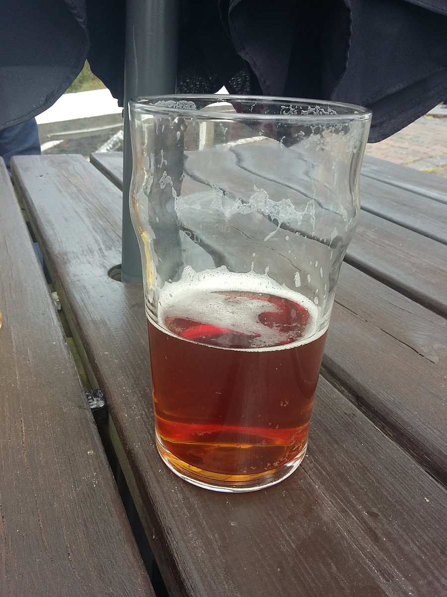 davidmkillick's tweet photo. A nice reward for a family cycle to three locks is a pint of @LB_Beer red river rye. #lbbeer #threelockspub #lovelb https://t.co/XYTKV0NTzQ