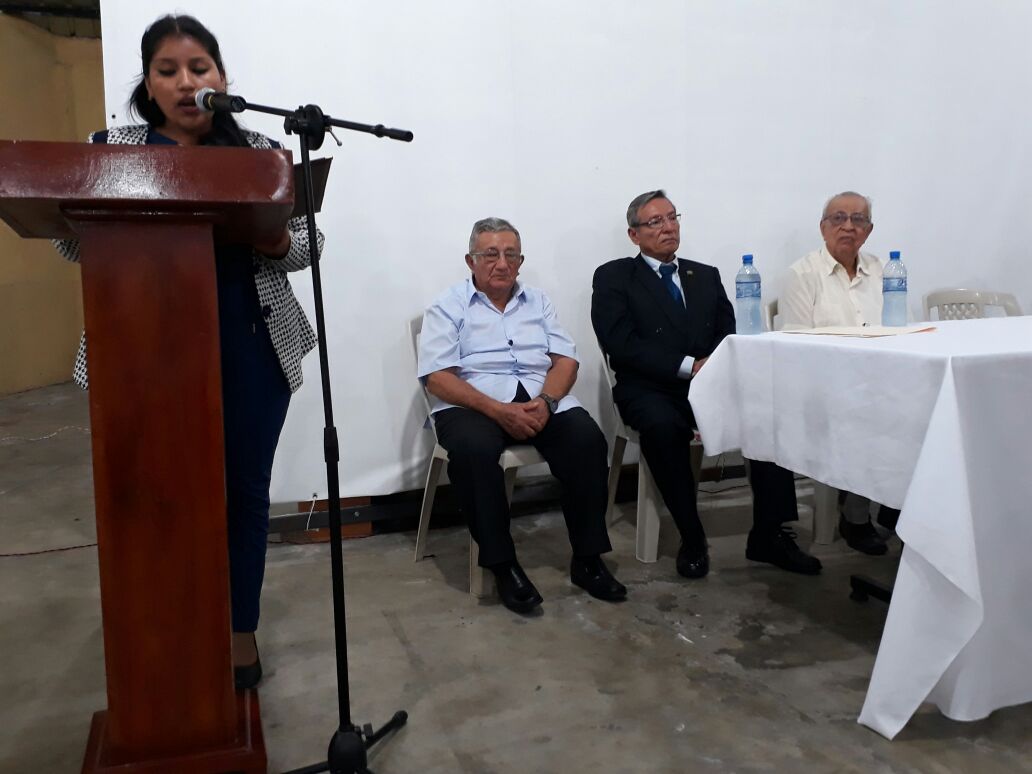 VeroGuevarav's tweet photo. El historiador naranjiteño Gregorio Coello recibe acuerdo por su aporte literario a la cultura, en el lanzamiento de su libro Gaceta Cívica! https://t.co/VkpmaZBQuk