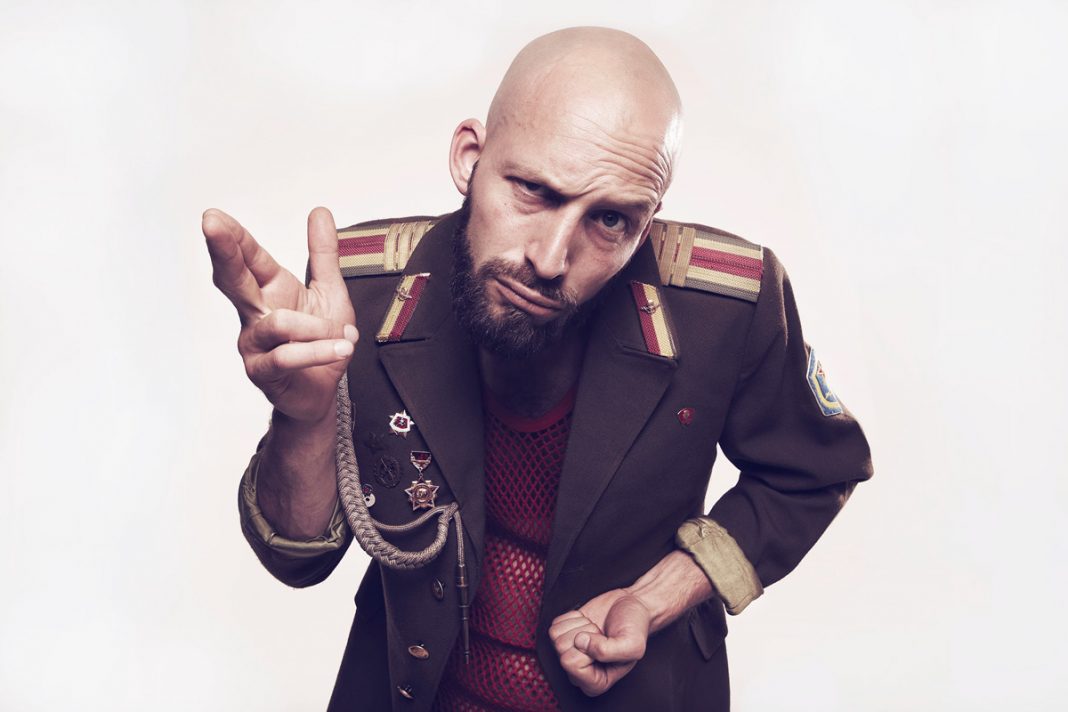 hallifornia's tweet photo. Med sin mörka, toastade skånestämma stämmer han upp till både dancehall och reggae. Missa inte General Knas på Grand Finale #Hallifornia https://t.co/1mBHErXUr4