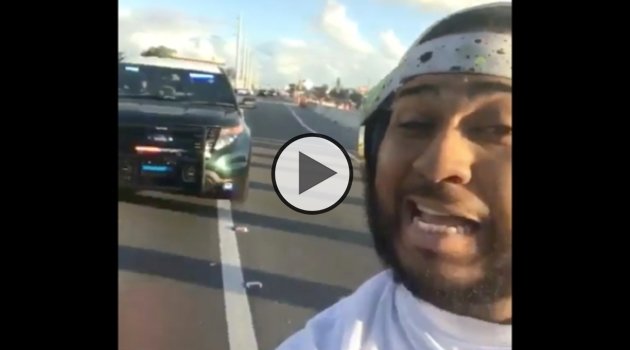 extremeCnB's tweet photo. Zero F*Cks Given: Guys On Motorcycles Get Chased By Several Cops! - https://t.co/mSbOs01VX4 ... https://t.co/CONMM7mfxS