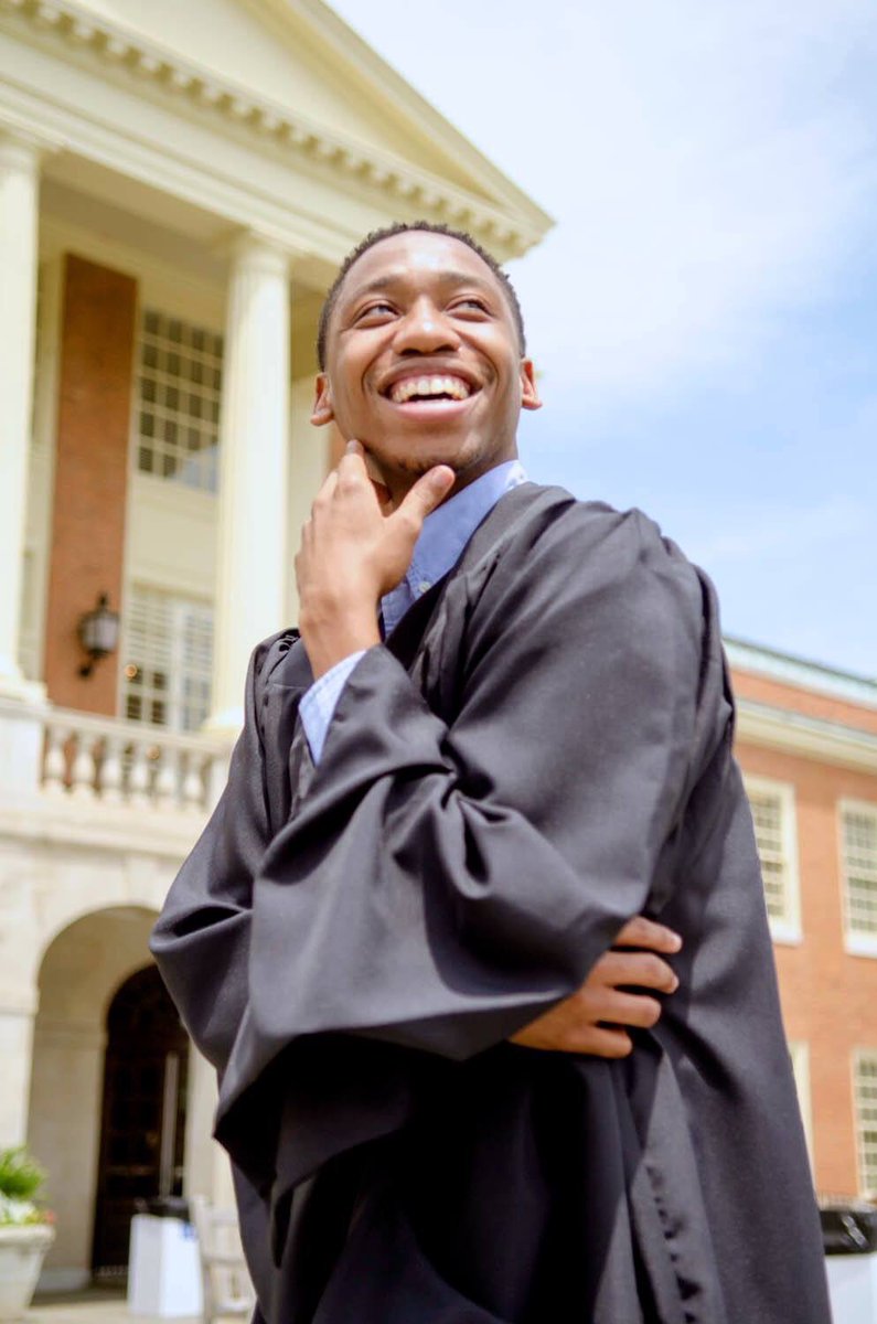 worKAHLILharder's tweet photo. #FineMenWithDegrees
I was a Black Valedictorian at a PWI. ✊🏾👨🏽🎓🌟#UNC #WFU #blackboymagic #blackboyjoy https://t.co/hEU3GQd3qe