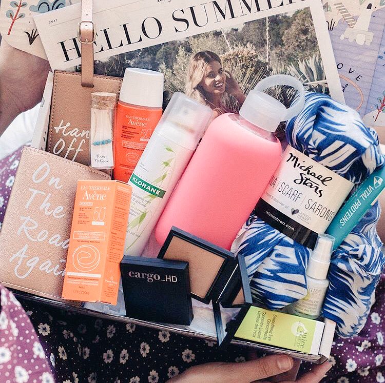 ItsBostonNikki's tweet photo. #fabfitfunpartner ☀️$10 OFF☀️ when you use code 🌸ITSNIKKI🌸 at checkout! @FabFitFun @FabFitFunCS #fffpartner #fabfitfun https://t.co/shOfeUotPu