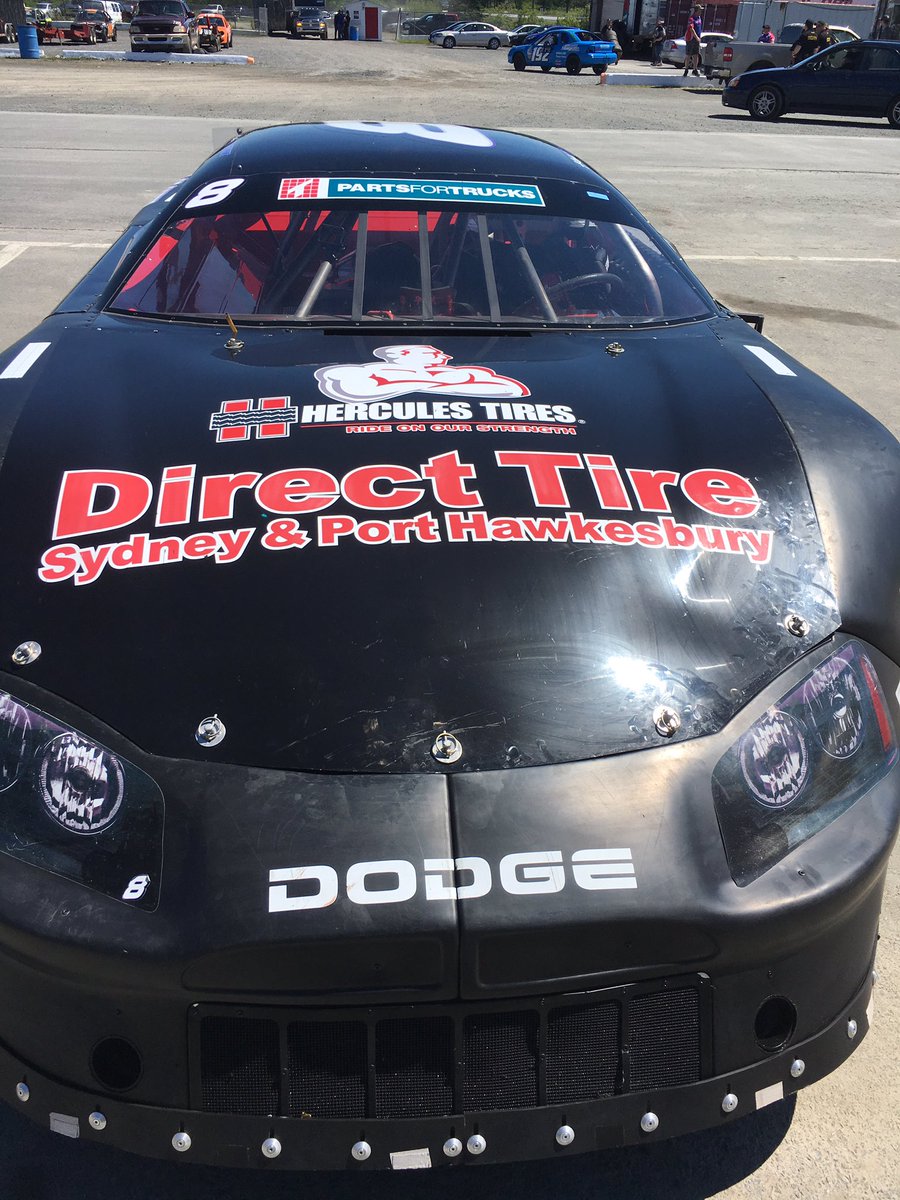 VincentRacing8's tweet photo. It's #raceday here @sswracing and it's going to be a hot day for our @VectorAerospace #DirectTire #Team @Racetimeradio @ProStockTour #8 https://t.co/nB3KDZZjA3