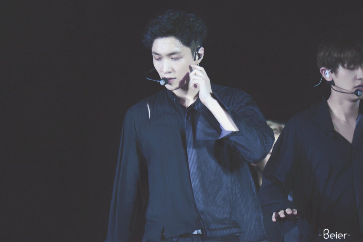 LAY9107's tweet photo. 160930 EDUHZ. Beier
https://t.co/HvG3RCJq1H
https://t.co/jWVjkz6gIA
https://t.co/VxKAbFuabT https://t.co/ckJPvGz7dD
