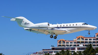 CRubioMartinezU's tweet photo. Debemos empezar a ver las cosas como son. Gonzalo Castillo compró hace 1 año y medio avión nuevo que vale alrededor mil millones de pesos. https://t.co/vdbJPuoJnb