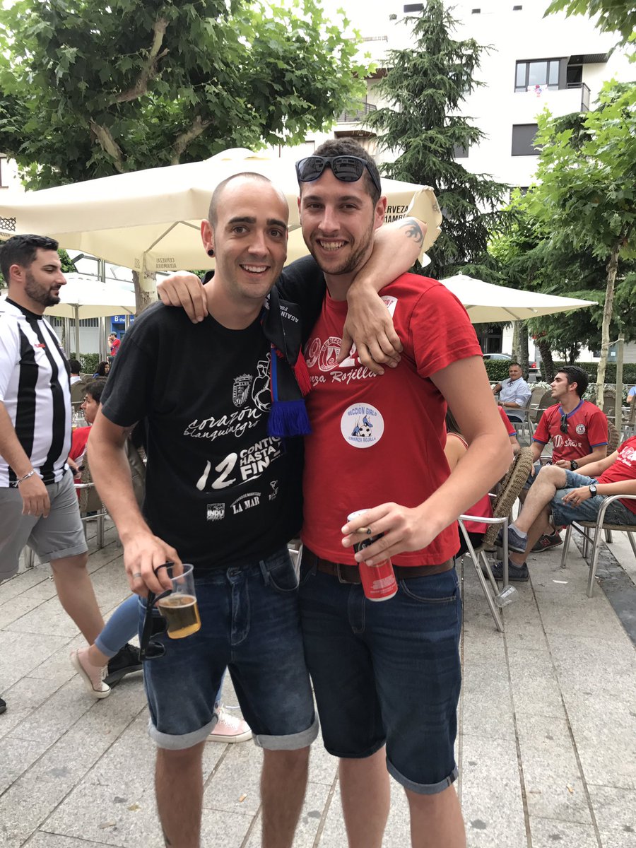 cdcalahorra's tweet photo. Porque cualquier otra cosa no tiene sentido. Esto sí es fútbol https://t.co/v28dzQYKQC