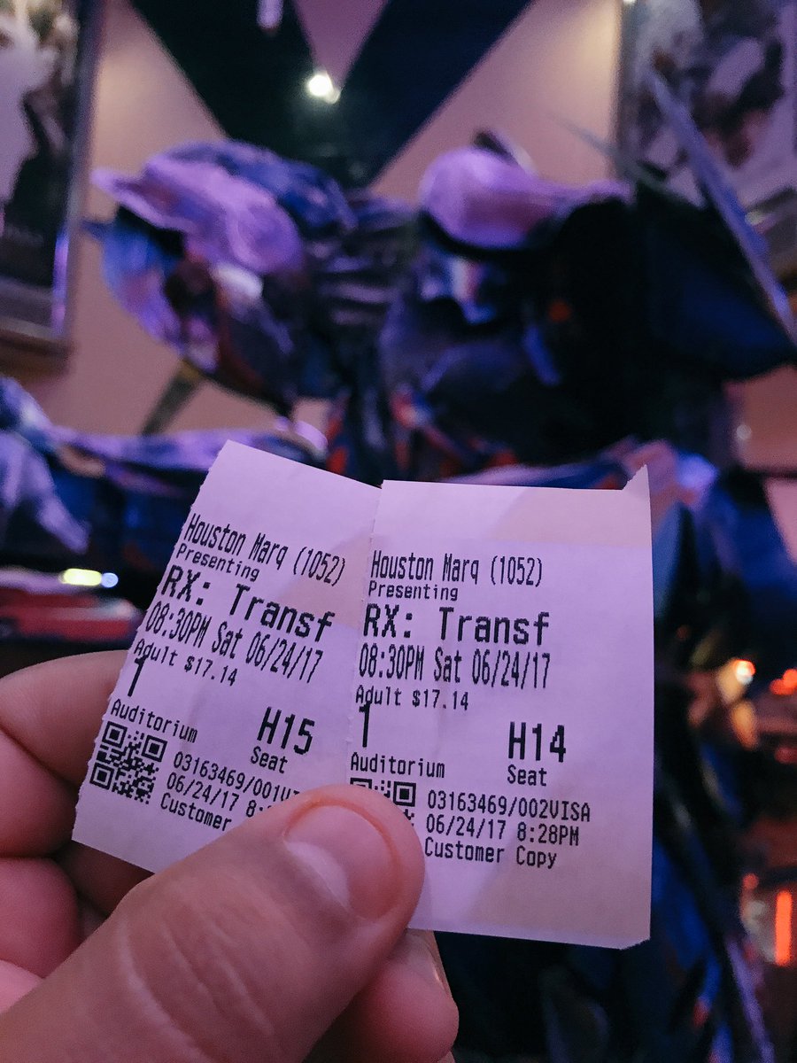 TheNerdFu's tweet photo. Saw #TransformersTheLastKnight yesterday. Not bad. #TransformersForever #RollOut https://t.co/FyMBqxH6PU