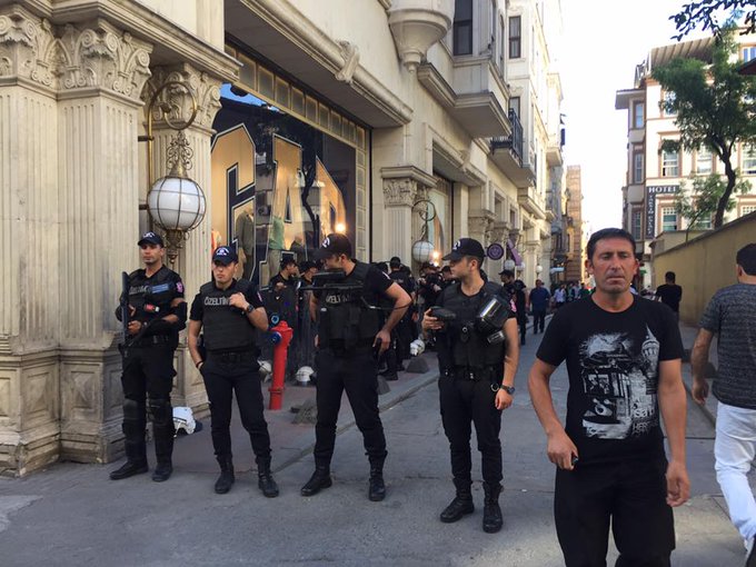 View image on Twitter