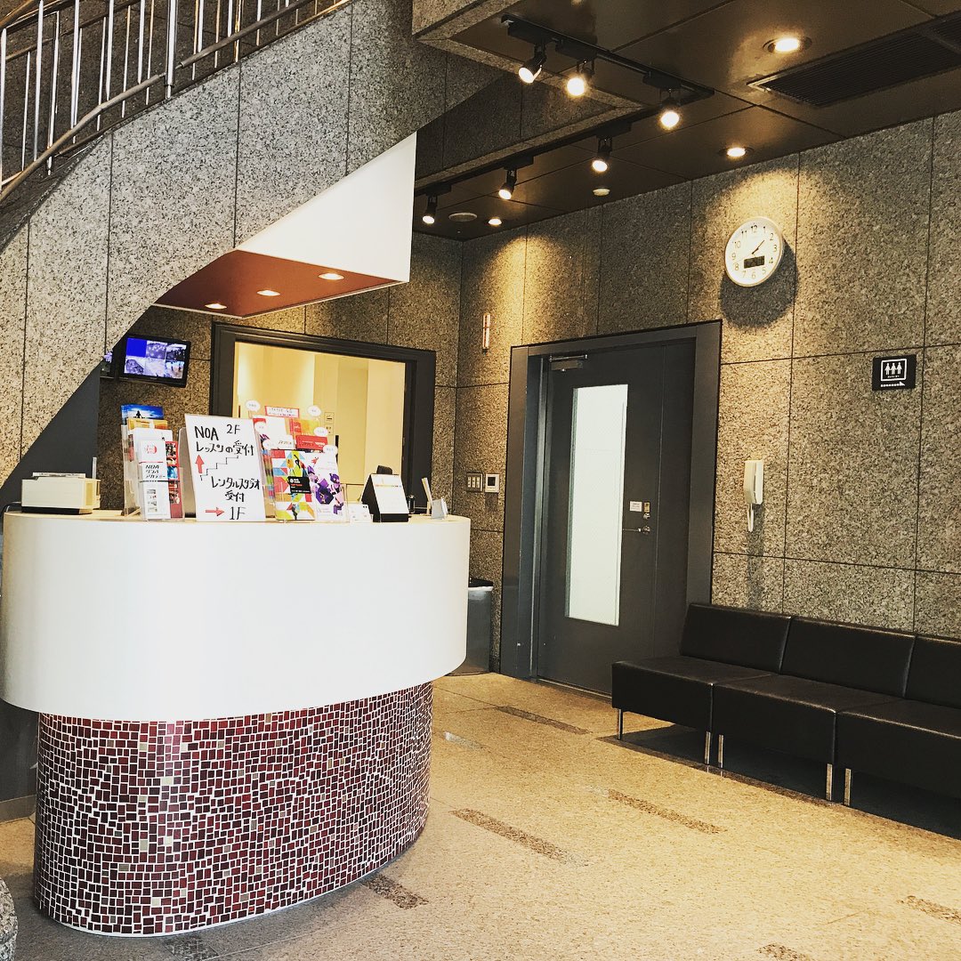 _Noahstudio_'s tweet photo. 都立大店【#店舗情報】
ロビー & 休憩スペース
ぜひご利用ください✨
#noahstudio #都立大 #レンタルスタジオ #lobby #restspace #飲食OK #疲れたなぁ #ちょっと休憩 #そんなときはここ https://t.co/TEOHbQojMV