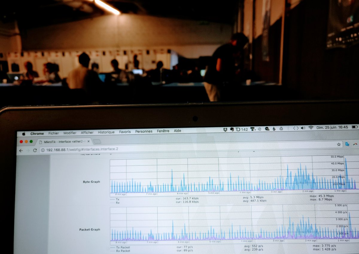 Muxity's tweet photo. En direct de la salle de presse @TheBridge2017 à St.Nazaire où Muxity fournit une fibre 200M et du WiFi @ubnt 
https://t.co/YYJKaUKIeP https://t.co/y8nuAT7TEb