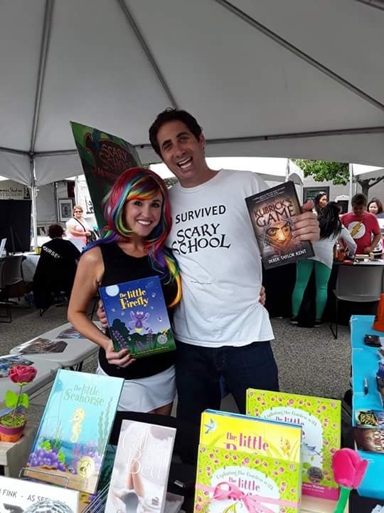 BooksandRosesCo's tweet photo. Look who I saw yesterday at the #SouthBayFestival #SoCalAuthors @Sheri_Fink @DerekTaylorKent
#readingrocks #booklovers #kidsreading https://t.co/aqwZKt66x2