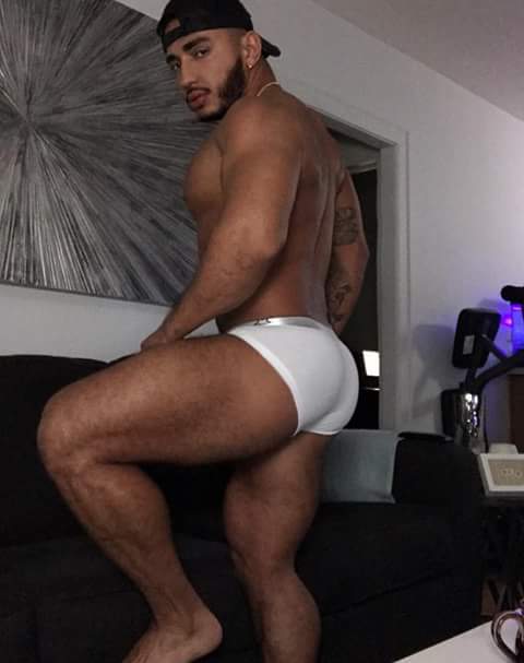 Ricky61025095's tweet photo. @Ricky61025095 #ThePerfectMen #Gay #HotMuscleGay https://t.co/5K98kHfNRb
