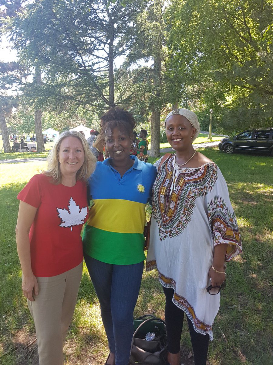 M_Musaniwabo's tweet photo. Multicultural festival at #StrathconaPark,
June 24th, 2017.
With @MonaFortier, @umutonishakilla
#AfricanCanadianAssociation #Ottawa #SWCHC https://t.co/rYG3449CnH