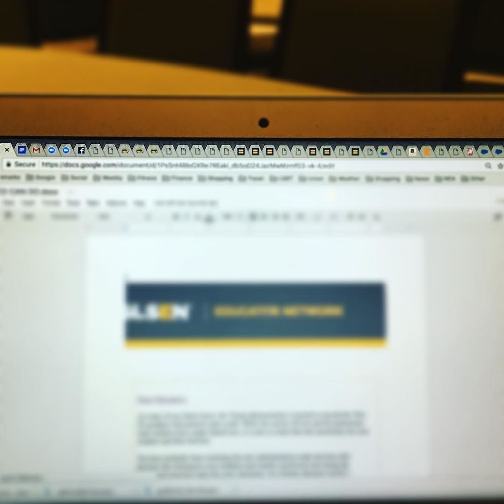 chadjim's tweet image. #workinghard #taboverload #nea #lgbtadvocate #socialjusticeworrior #washingtondc ift.tt/2rQK2uS