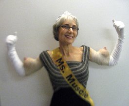 BarbaraLubbies's tweet photo. After the Pride March join #MsMuscle for Fun Feminist #PerformanceArt 4-6pm @ Sideshow Gallery, 319 Bedford Ave, Williamsburg, NYC https://t.co/dQ2VspwOEu