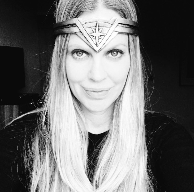 drxgonqueen's tweet photo. OMG MY WONDER WOMAN. https://t.co/SjjtnOPhPd