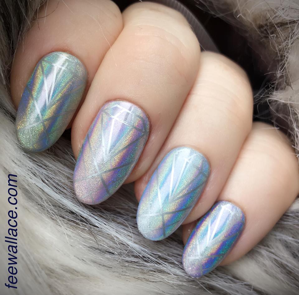 The wonderful <a href="/Fee_Wallace/">Fee Wallace</a> has done it again with this beautiful stamped set using Lecenté Rainbow Chrome! #lovelecente #nailart #glitter