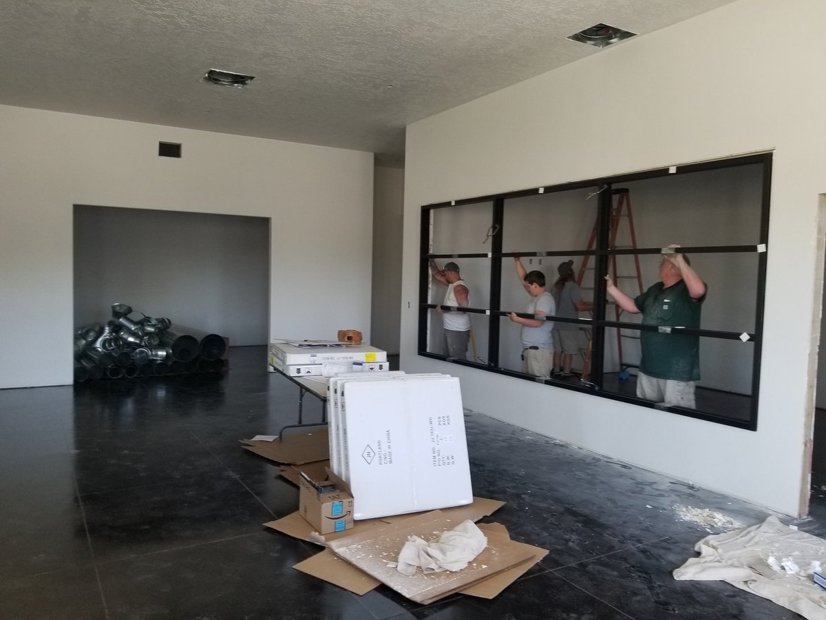 webmarkets_inc's tweet photo. Hard at work building the conference room at the new office. The countdown is on. #eagleroad #boise #totallyboise #webmarkets https://t.co/U05hILyRIX