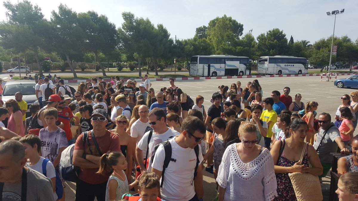 CBConsell's tweet photo. Gran dia avui a la tradicional excursió de Final de Temporada al Western Park! Gràcies a @AutocaresComas  per la seva col.laboracio! https://t.co/5BxEtzAyMI