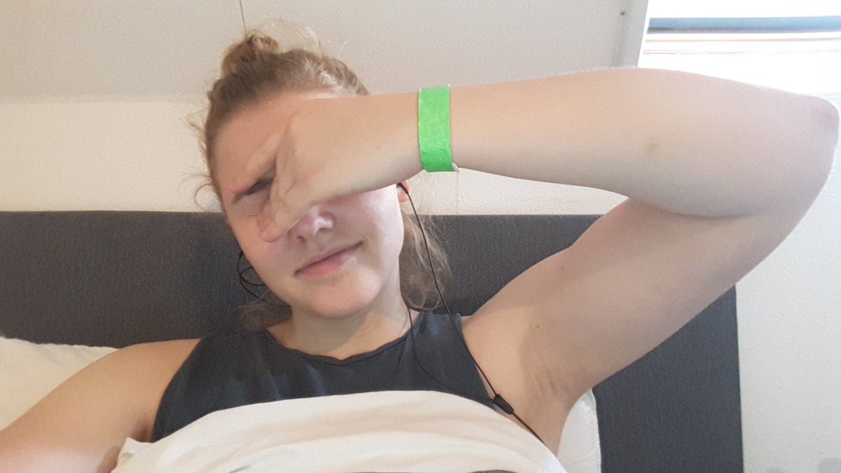 DouxVillanelle's tweet photo. Imagine thinking I'm not hungover. #IveBeenInBedAllDay #Its7PM https://t.co/rOzdtnetvC