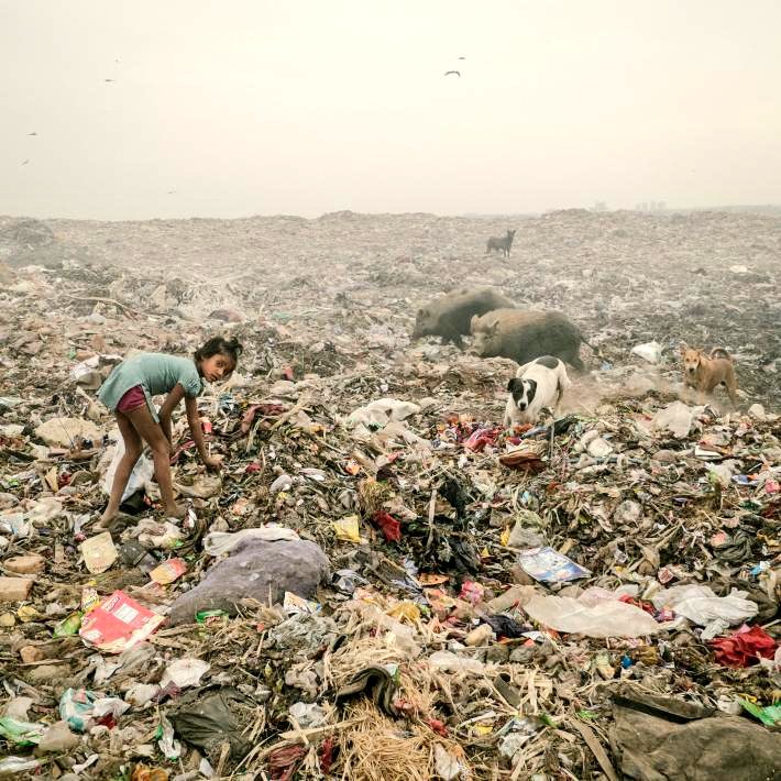 Земля потерпит. Матанса-Риачуэло, Аргентина. Нью Дели Индия самый грязный город. Сукинда Индия. Самое грязное место на земле.