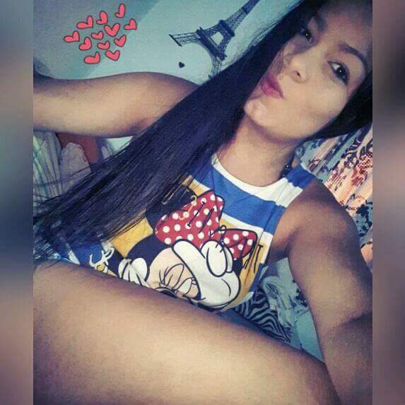 Jaz__Medina's tweet photo. A ella no le gusta el frio pero no soporta el calor 😍💕 https://t.co/rje6qJeIte