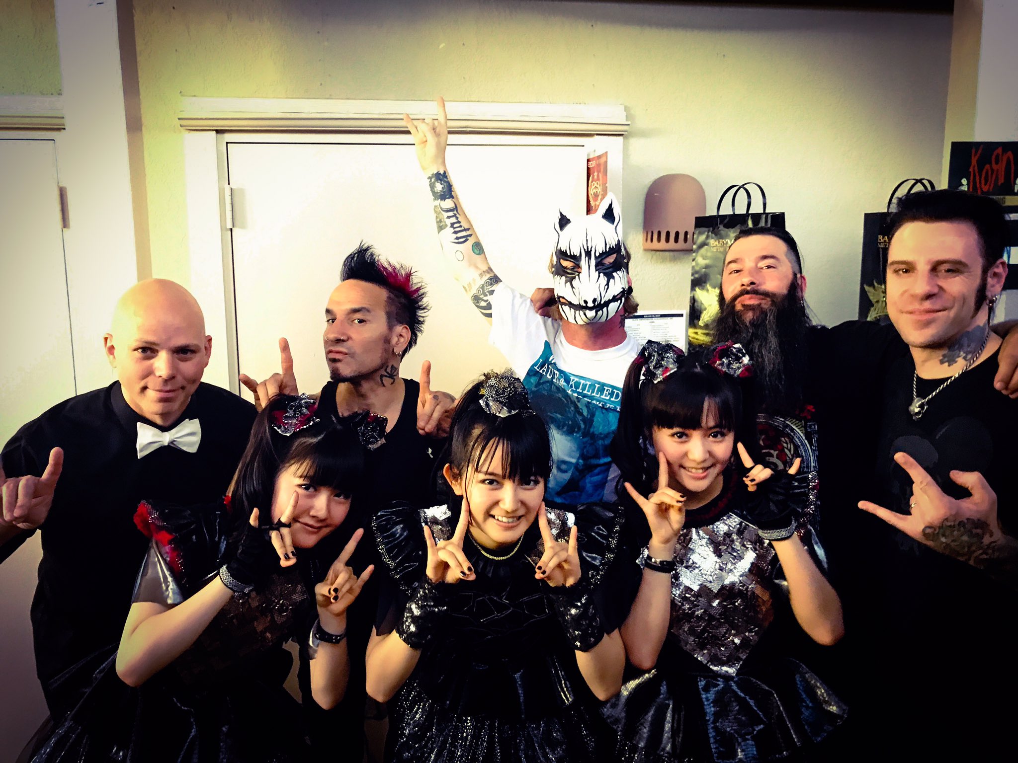 Babymetal公式ズッ友写真一覧 17年 たろの超趣味的雑文日記 本と映画と音楽とbabymetalその他諸々