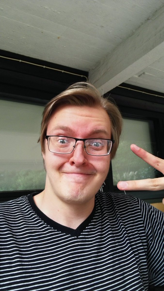 Kankksa0501's tweet image. Huutikset sille et meni 5min löytää twiittauksen nappula. #iknowwhatimdoing #fugyeah kuvalle huutikset