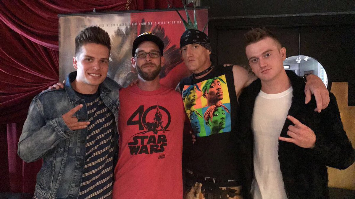 eddiehassell's tweet photo. Cool shot of Henry Knotts &amp; I with the real dudes we played in @BombCityFilm 😜#ChrisOles #JohnKing #BrianDeneke #PunkRock https://t.co/R54IRZiRpe