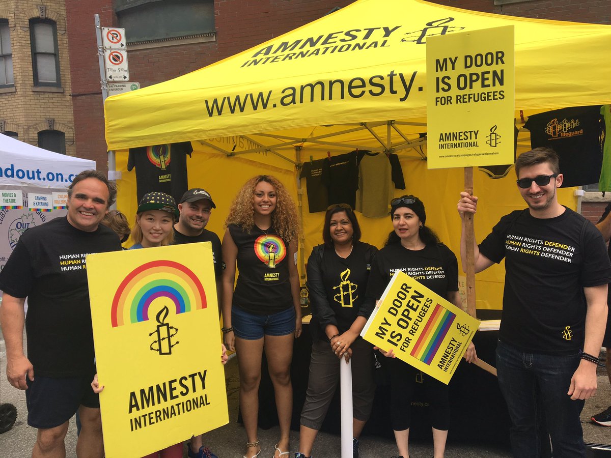 AmnestyToronto's tweet photo. We're here at @PrideToronto! Keep an eye out for us during the march. #iwelcome #prideto2017 #Pride2017 https://t.co/26HuvrrWw1