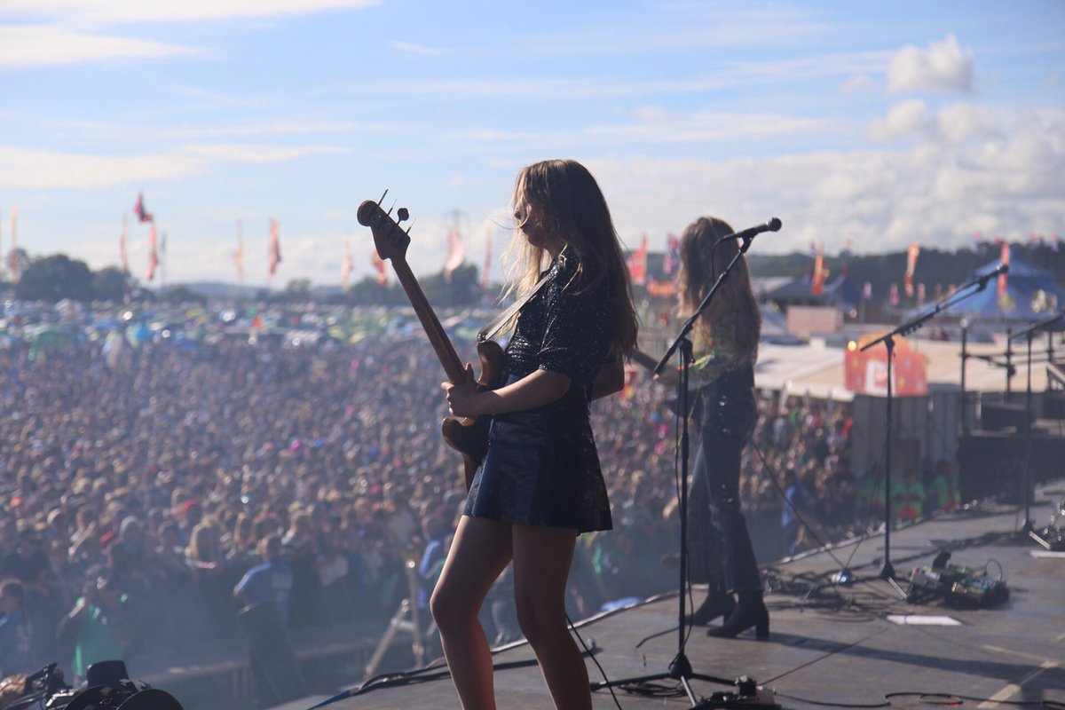HAIMtheband's tweet image. GLASTONBURY 2017